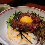 大野屋 - 馬ユッケビビンパ