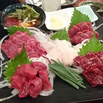 馬刺しの特盛2980円