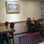 おばんざい だるま - テーブル席