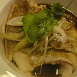 チャイニーズ酒場 エンギ - キアラの姿蒸し海鮮しょうゆソース