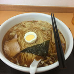 らーめんどんぐり - ワンタン麺、850円。あれ？クーポン、無くなっちゃった？