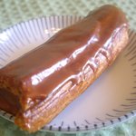 パティスリー・ケ・モンテベロ - エクレールキャラメル