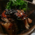 帆掛鮨 - 穴子 炙り　黒胡麻の風味もいい