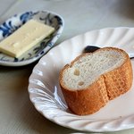Petit Chambre - ABランチ共通・パン “パン・バター”