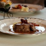Petit Chambre - Bランチ・肉料理 “牛フィレ肉のステーキ”