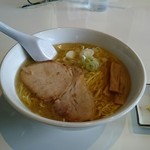 らーめん龍の涙 - 白醤油らーめん  750円(1日限定20食)