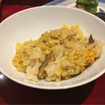 銀座 しのはら - 美味すぎてまずい上海蟹ごはん、影には香茸も潜んでます