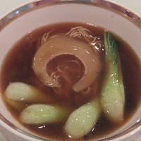 後楽園飯店 - フカヒレの姿煮汁そば