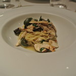 リストランテ カノフィーロ - 日高産松茸とズワイ蟹のアーリオオーリオ　タリオリーニ