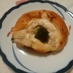 神戸屋キッチン - たっぷりチキングラタンパン