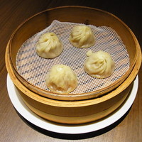 京鼎樓 HANARE店 - 小籠包