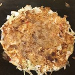 お好み焼 大坂 風月 - 早々と焼けました