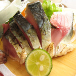 Grilled mackerel sashimi