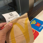 McDonald's -  2016/10 朝マック…ソーセージマフィン 100円をテイクアウト