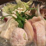 よなよな - 三河赤鶏の水炊き鍋（1人前700円〜）