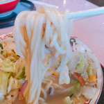 タブール・カムザ - チャンポン麺はもちもちしてます(^^)