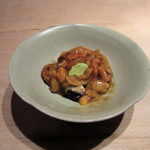 蓮 - さわらの焼き物に雲丹で味付け