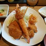 ももやま - 2016・10ミックスフライ定食。