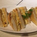 クワトロチンクエ - Wチーズのあったか玉子サンド(580円)