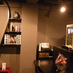 Guara mansion bar ＆ art gallery - 店内入口から