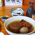 Teuchi Soba Wabasuke - おでん、、揚物、大根、卵。