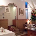 半地下の席です