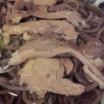 といや - 肉そば（冷）700円／平成28年10月