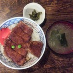 といや - かつ丼850円／平成28年10月