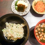 虎白 - 鮭ごはん10月