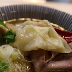 自家製麺 くろ松 - ワンタン