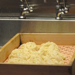 仁王門 うね乃 - うどん