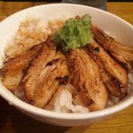 ラーメン　亀一 - チャーシュー丼