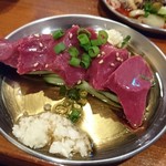 元祖台湾もつ鍋仁 - ハツ刺し(201610)