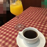 京町洋風食堂 テロン - 食後のドリンク（オレンジジュースとコーヒー）