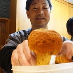 柳家錦 - 本店の裏山で店主自ら採ってきた「アカヤマドリ」は和製ポルチーニと言われています