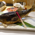 柳家錦 - 写真からはみ出してしまった大きい和良川の子持鮎