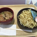 Eat it! - 魚介醤油豚骨つけ麺 ¥850-
            2016.8.31 Wed.