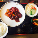 焼肉　新羅 - スタミナ定食(タン、ミノ、レバー) 850円