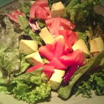 おやっとさぁ - アボガドとトマトサラダ