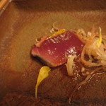 百味処 おんじき - 綺麗なカツオです