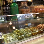 Centric Canalla - 料理写真:ディスプレイに並んだタパス！