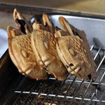 根津のたいやき - どんどん焼き上がりますよ～！