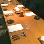 ラ・ボンヌターブル - 大きなテーブル