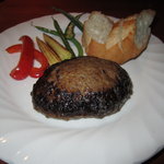 梅家 - 黒毛和牛と黒豚の　　肉汁ハンバーグ