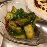 川菜館 - きゅうりの和え物201609
