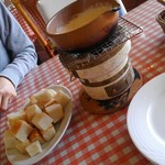 マンマ・マリィ 泉店 - ランチフォンデュセット（チーズフォンデュ）