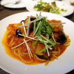 洋麺バルPastaBA - 海老が茄子の辛口ソース