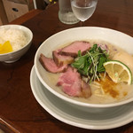 麺屋チクワ - 鶏白湯＋半ライス