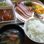 スーパーホテル - ―2016.10.9―
            朝食で取ってきたメニュー