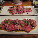 牛舎 - 中落ちカルビ（たれ、塩）